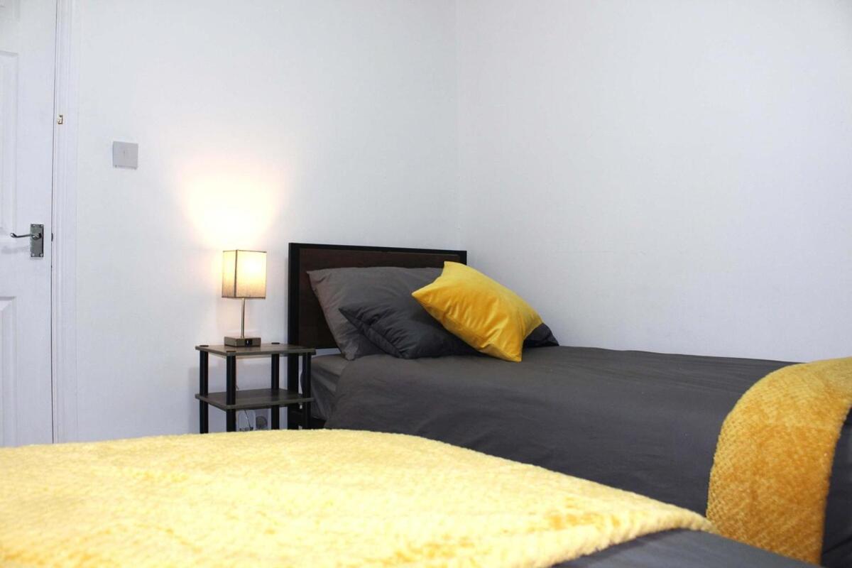 2 Min Walk Etihad Stadium & Coop Arena - 3Br, Free Parking Manchester Exterior foto