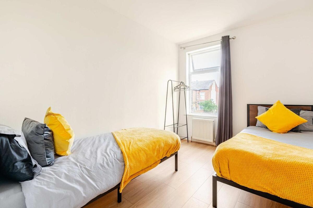 2 Min Walk Etihad Stadium & Coop Arena - 3Br, Free Parking Manchester Exterior foto