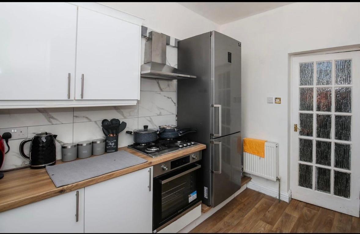 2 Min Walk Etihad Stadium & Coop Arena - 3Br, Free Parking Manchester Exterior foto